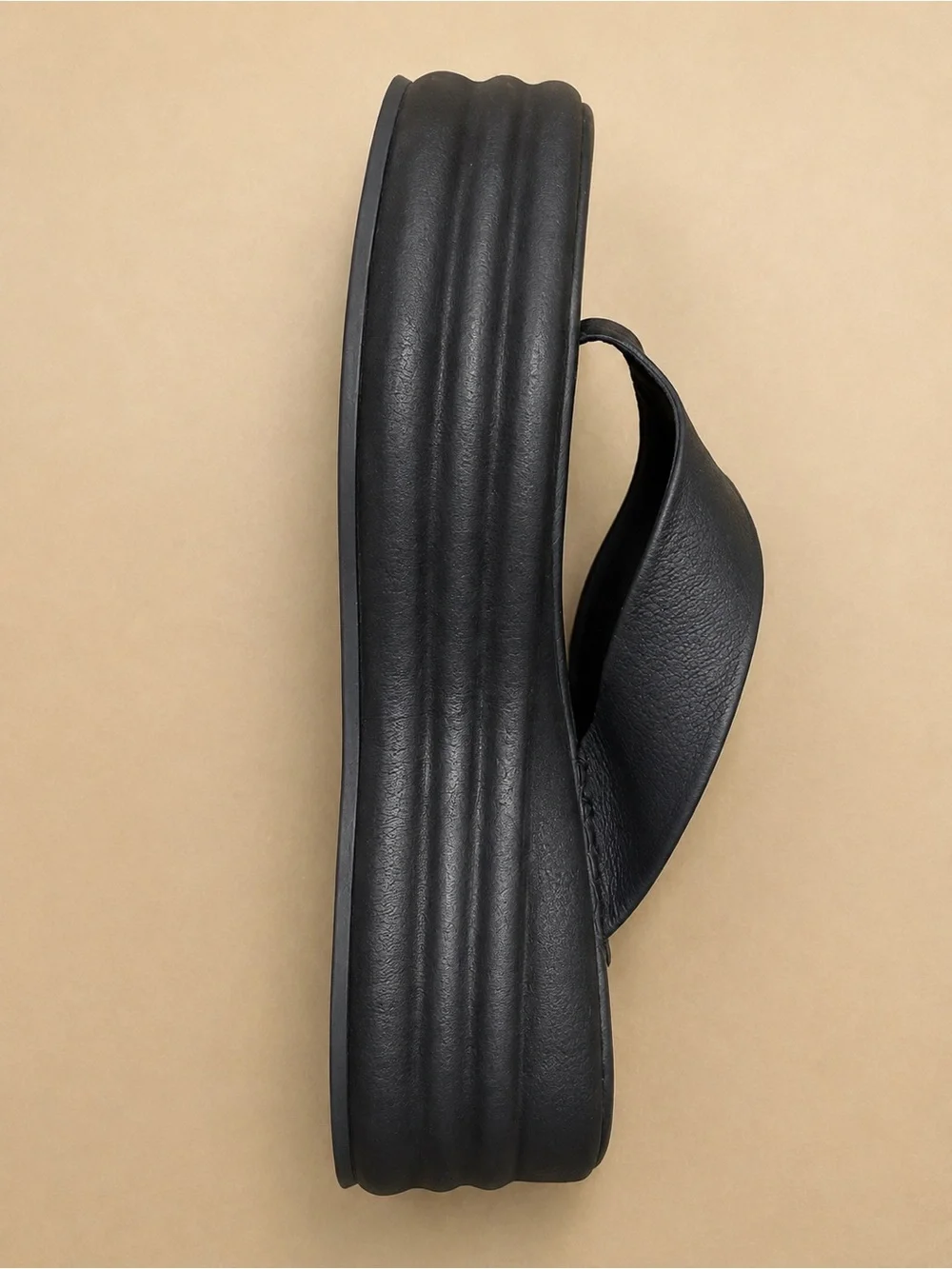 Free People Black Women's Thong Sandals - Sleek Slide Style